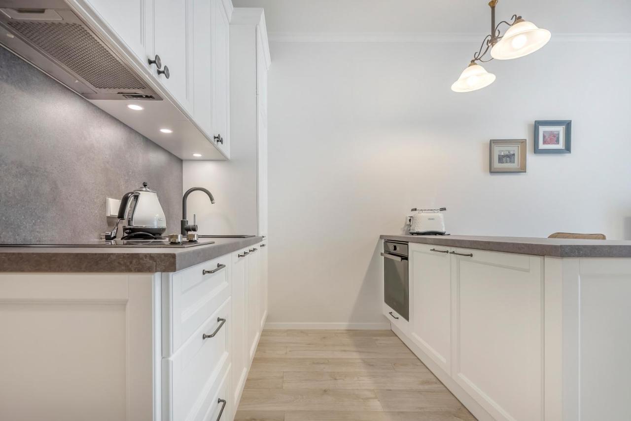 Happy Inn Just Studio, Self Check-In-24X7,Parking-In-The-Underground-Garage Вильнюс Экстерьер фото